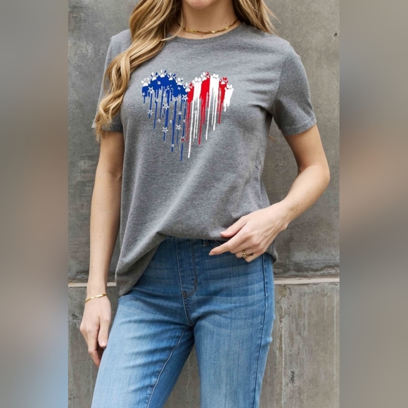 100% Cotton Paw-Print US American Flag Heart Graphic Short-sleeve Tee Shirt - Picture 6 of 8